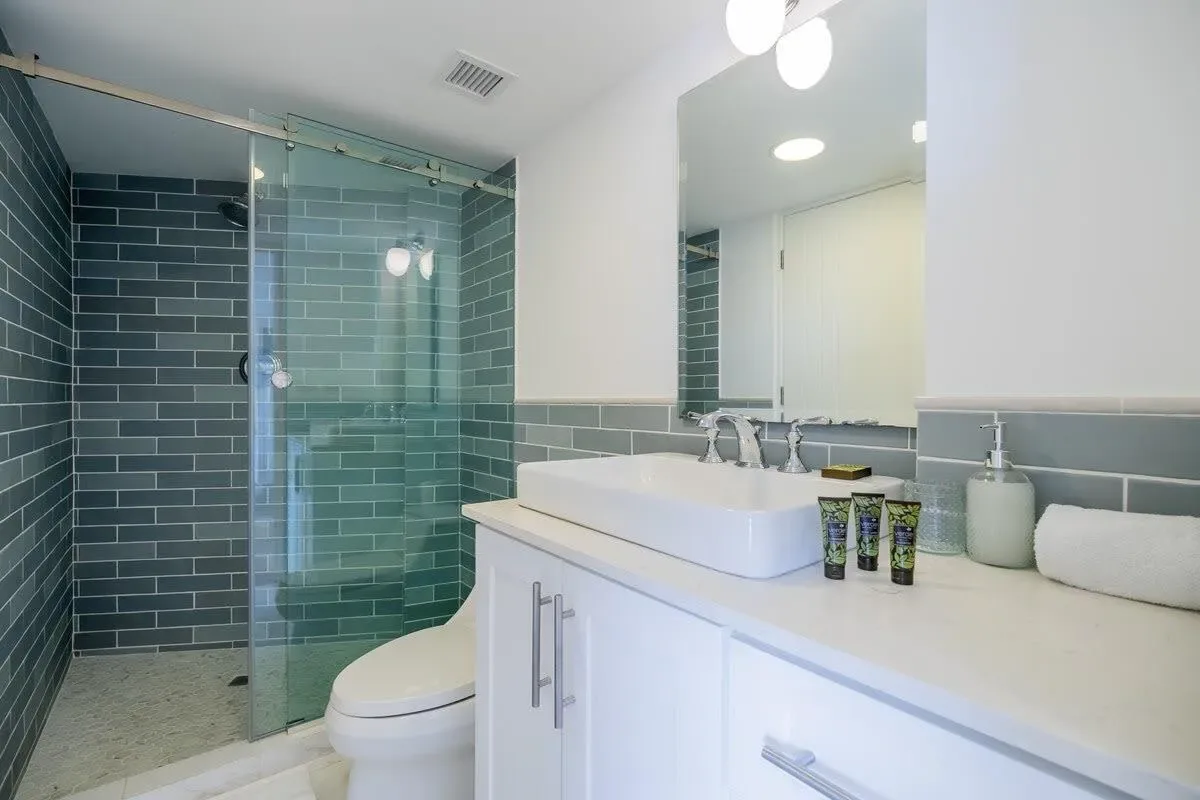 Enchanting 3BR in Casco Antiguo w/ Balcony