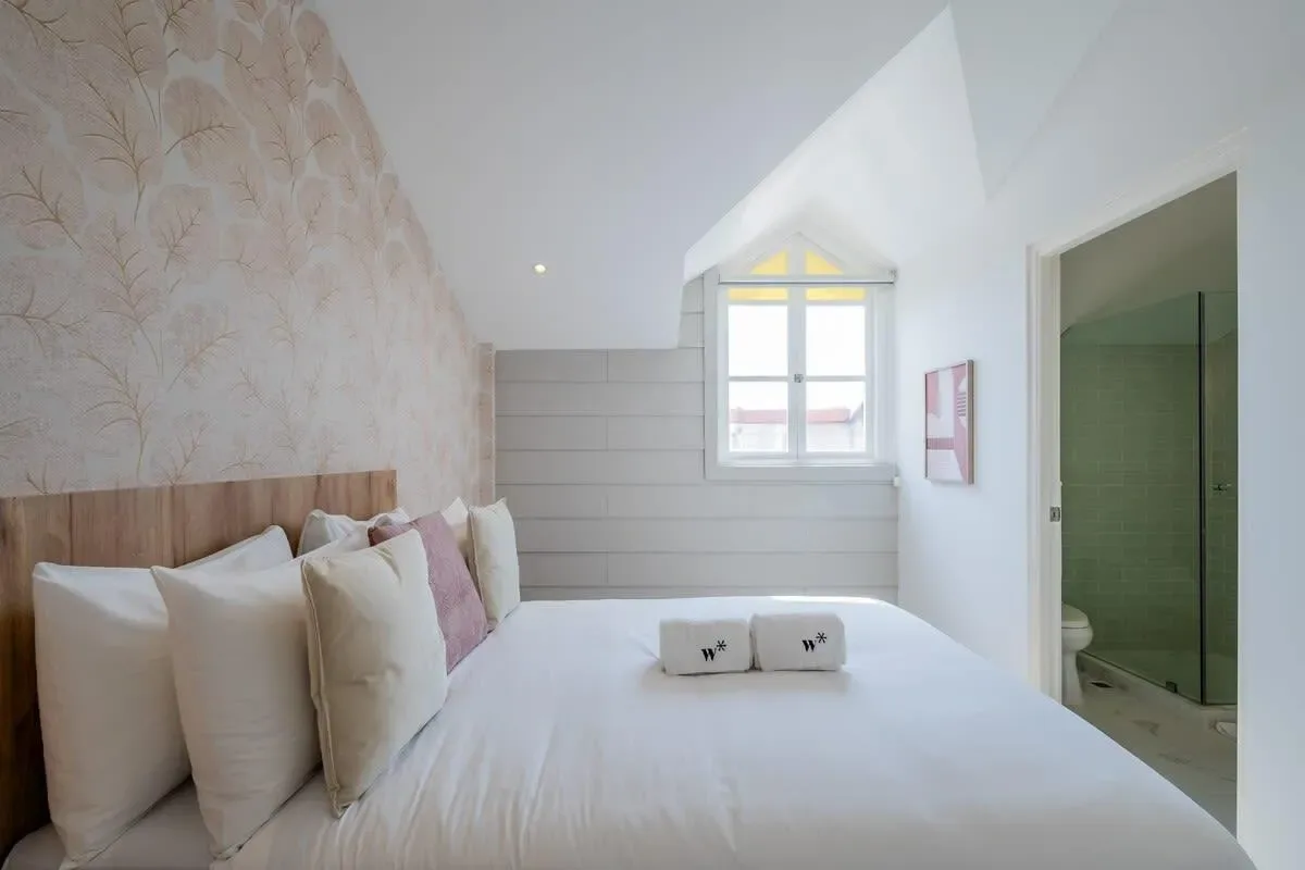 Enchanting 3BR in Casco Antiguo w/ Balcony