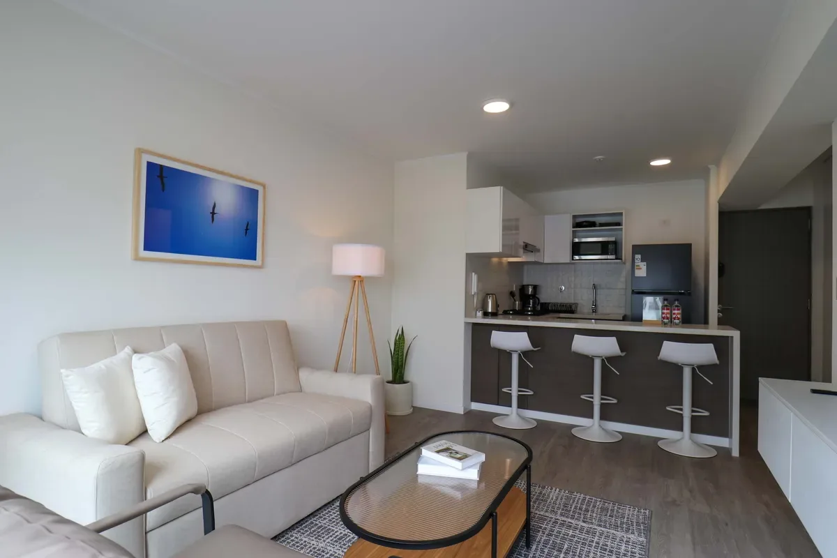 Charming 1BR w/ Balcony in Miraflores