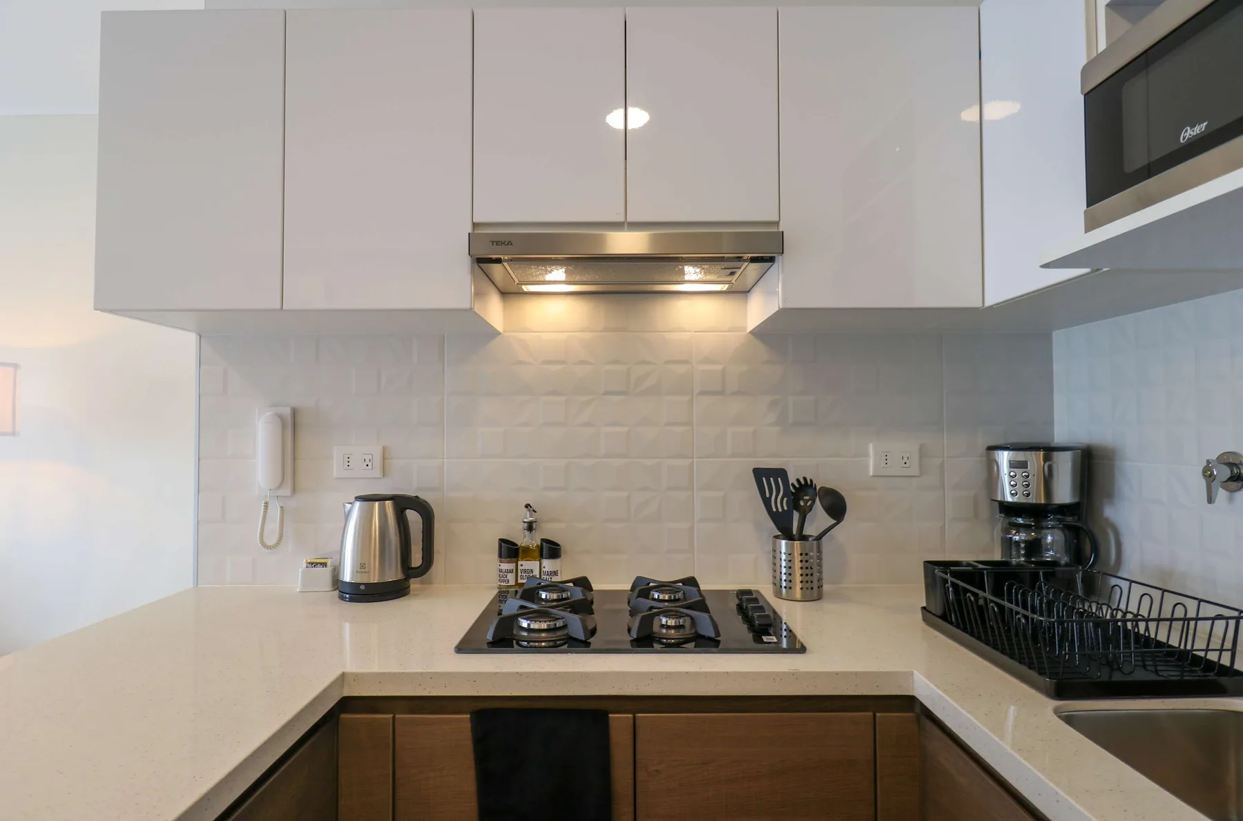 Charming 1BR w/ Balcony in Miraflores