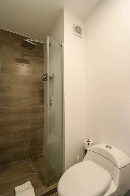 Charming 1BR w/ Balcony in Miraflores