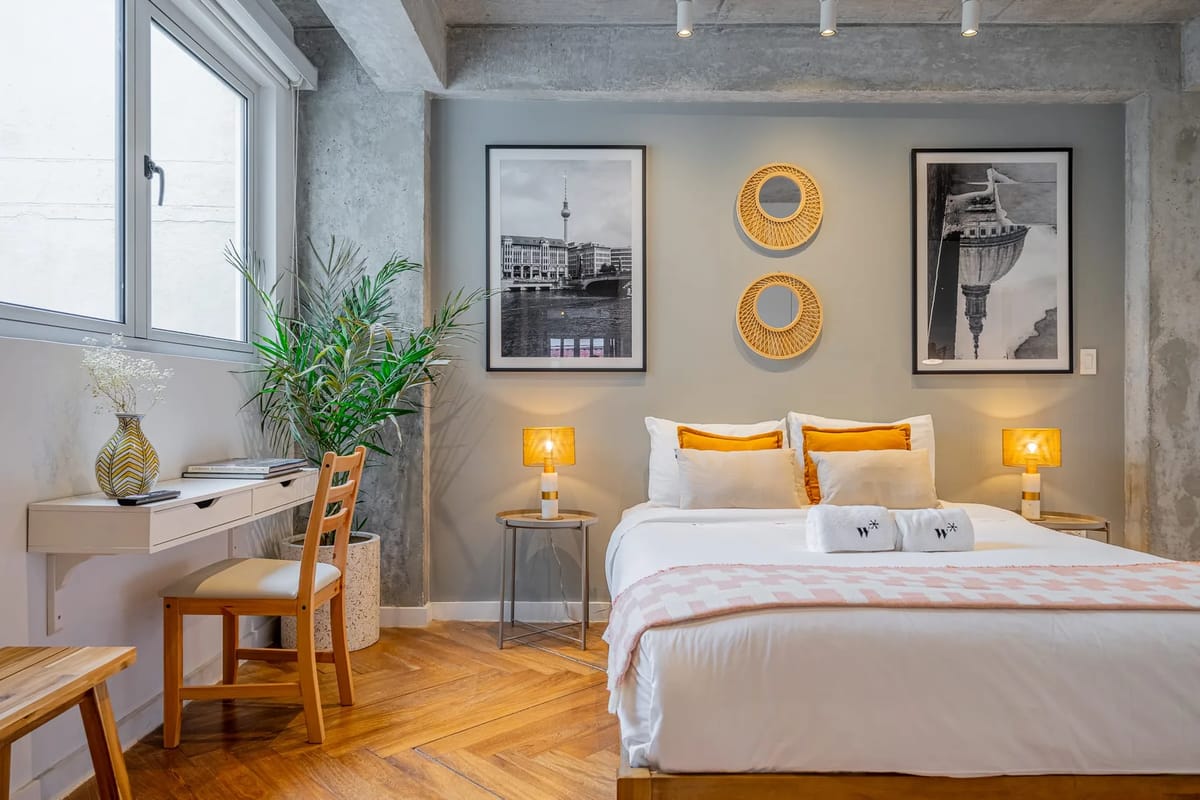 Premium 2BR in Plaza Herrera