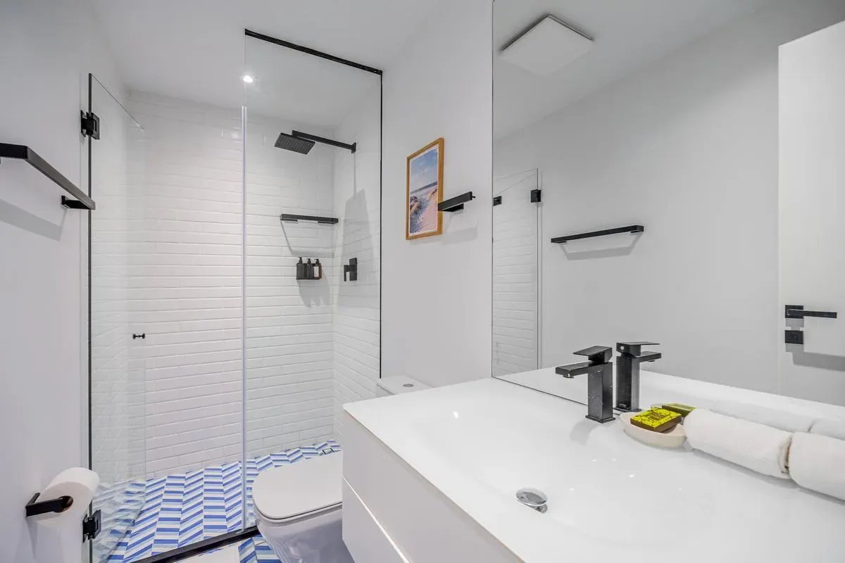 Premium 2BR in Plaza Herrera