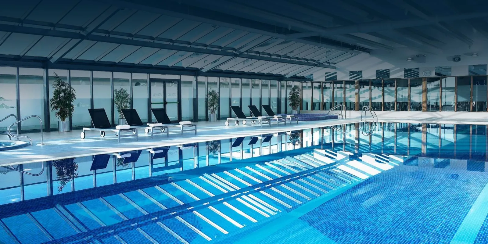 Piscina del hotel
