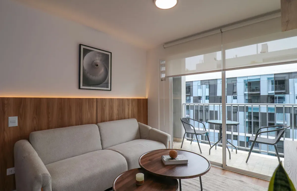 Amazing 2BR w/ Balcony in Miraflores