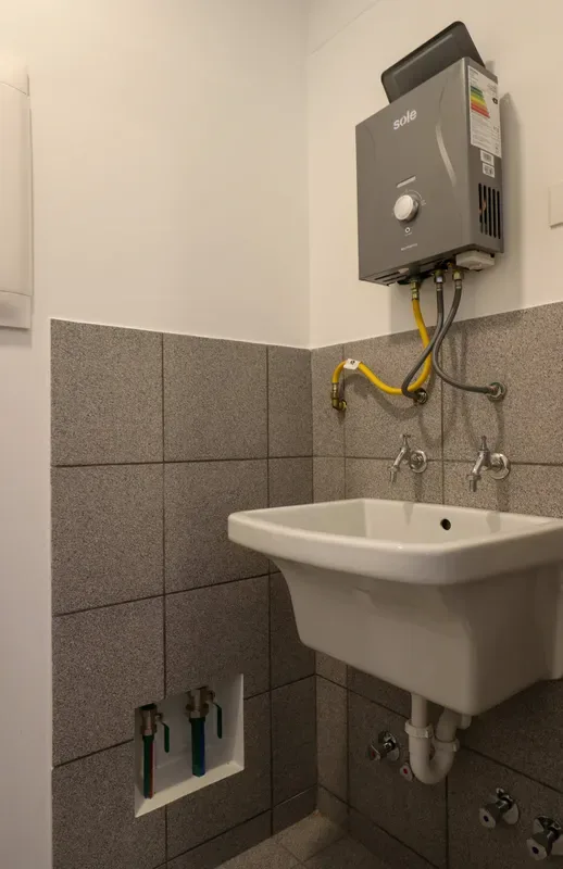 Amazing 2BR w/ Balcony in Miraflores
