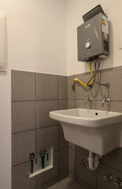 Amazing 2BR w/ Balcony in Miraflores