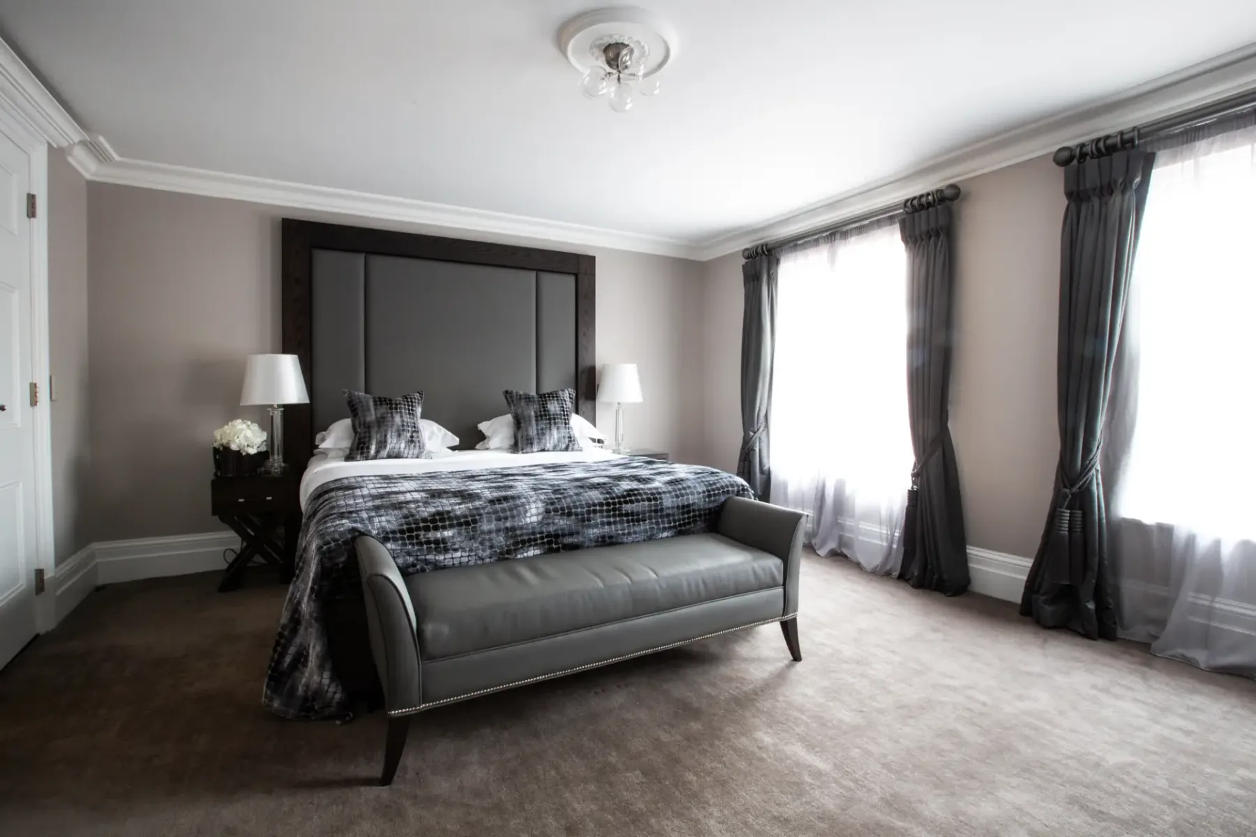 One Warwick Park Suite