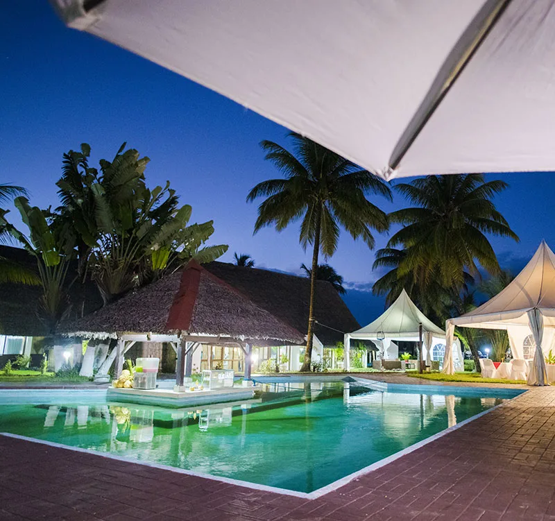 Piscina del hotel