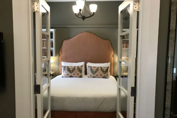 Mark Twain Suite