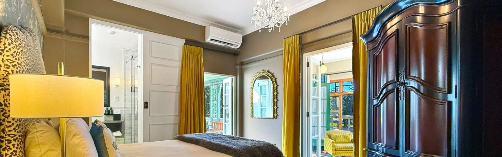 Pacific View Suite