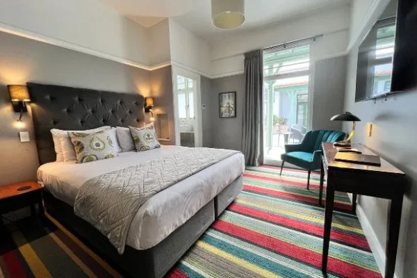 Superior King Room