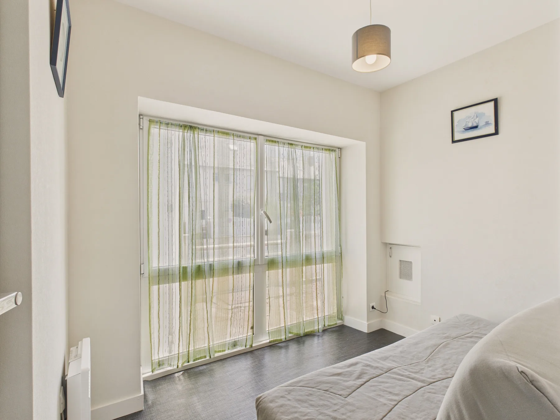 Apartment gallery photo