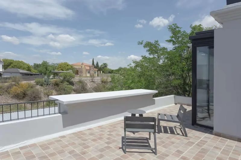 Modern 3BR House w/ Private Pool in Mendoza