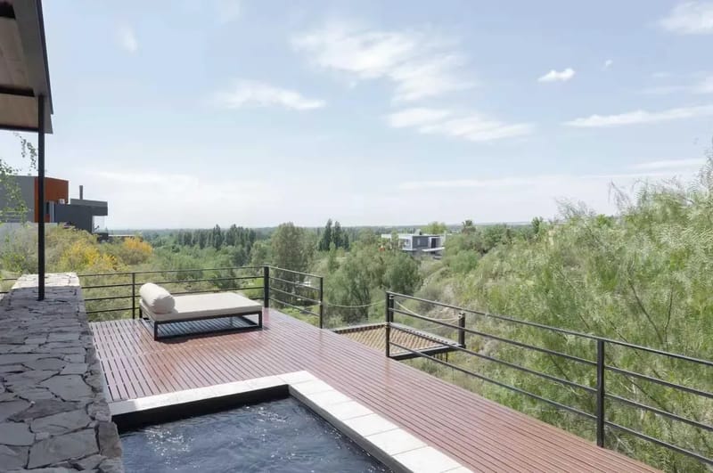Modern 3BR House w/ Private Pool in Mendoza