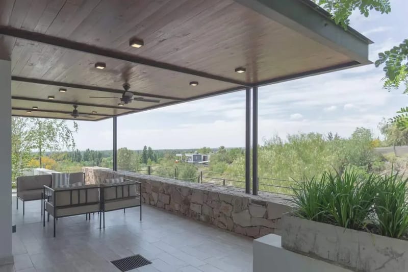 Modern 3BR House w/ Private Pool in Mendoza