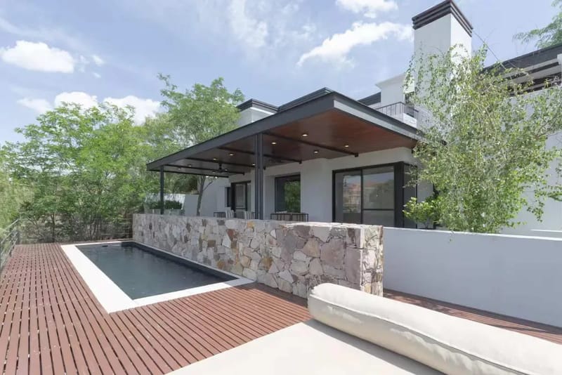 Modern 3BR House w/ Private Pool in Mendoza