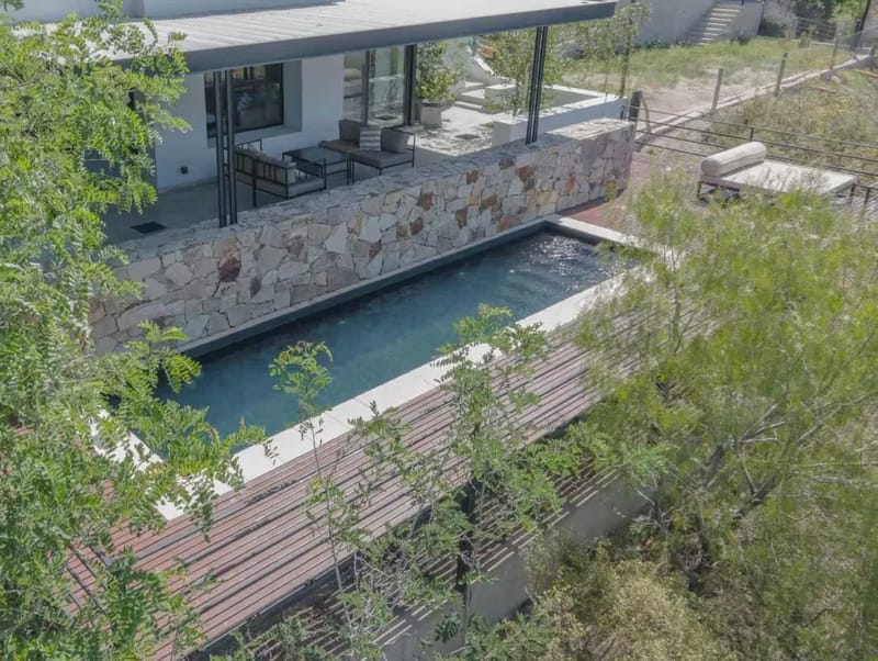 Modern 3BR House w/ Private Pool in Mendoza