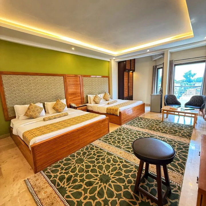 Executive Family Room