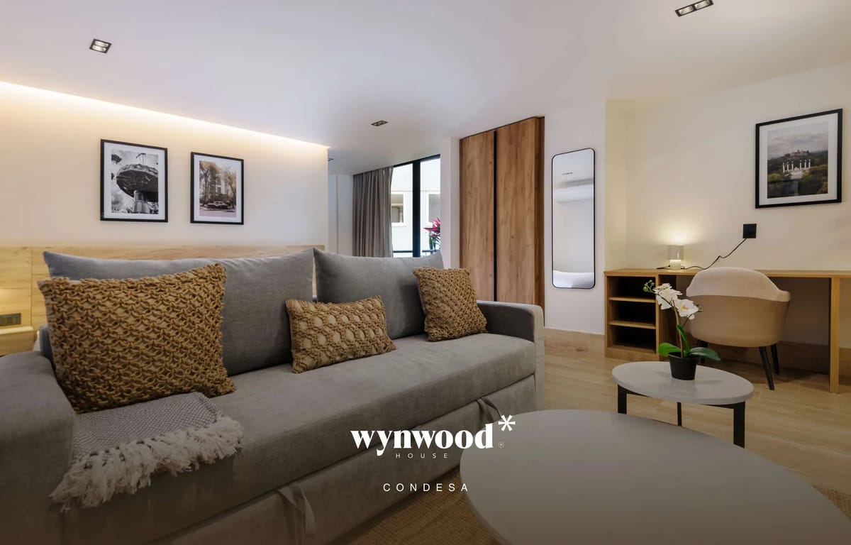 Deluxe Loft w/ Balcony in Parque Mexico