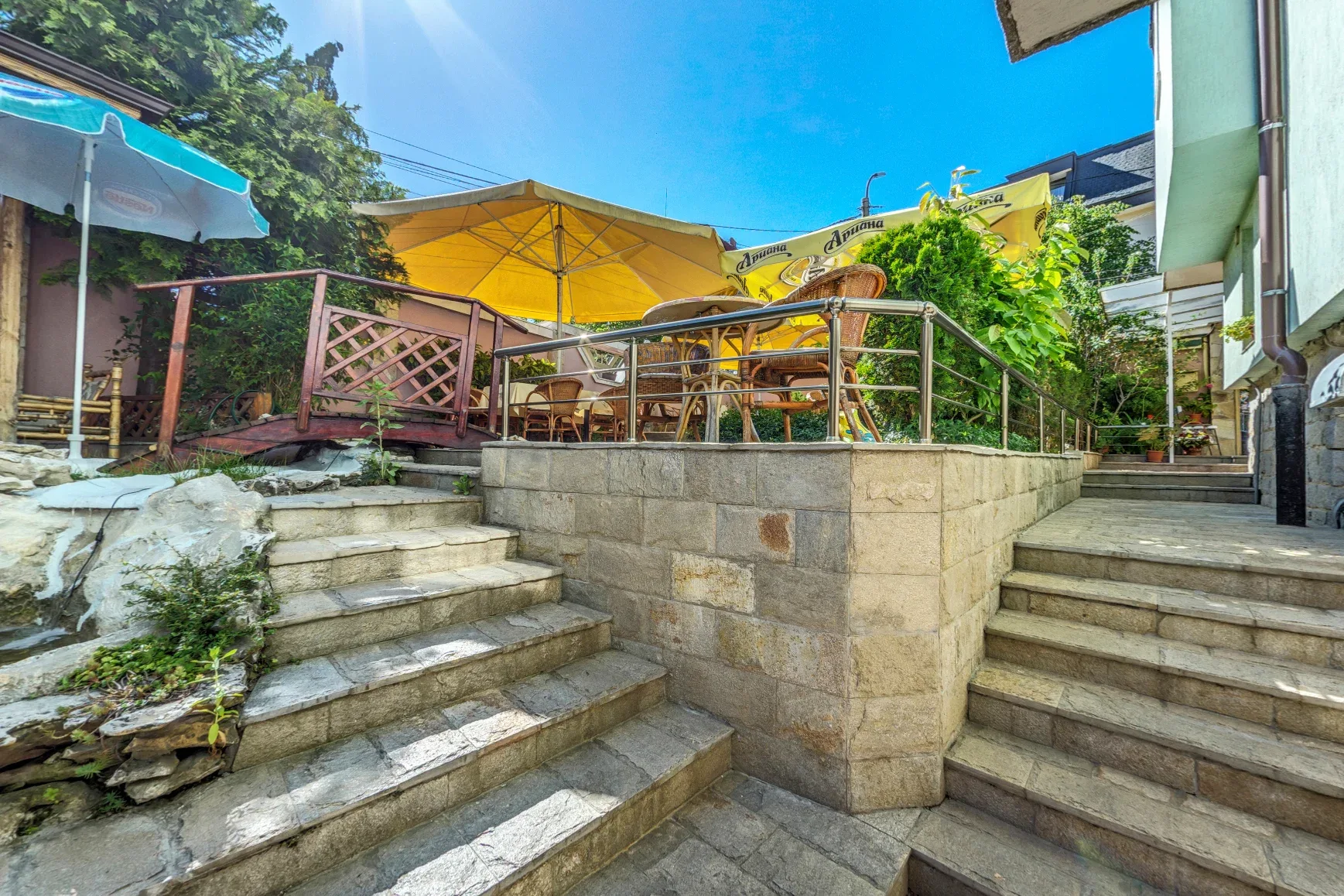 Jardín del hotel