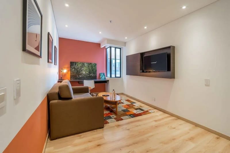 Lively 1BR in Santa Barbara w/ Gym