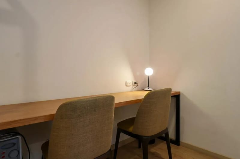 Sunny 1BR in Plaza de Armas w/ Balcony