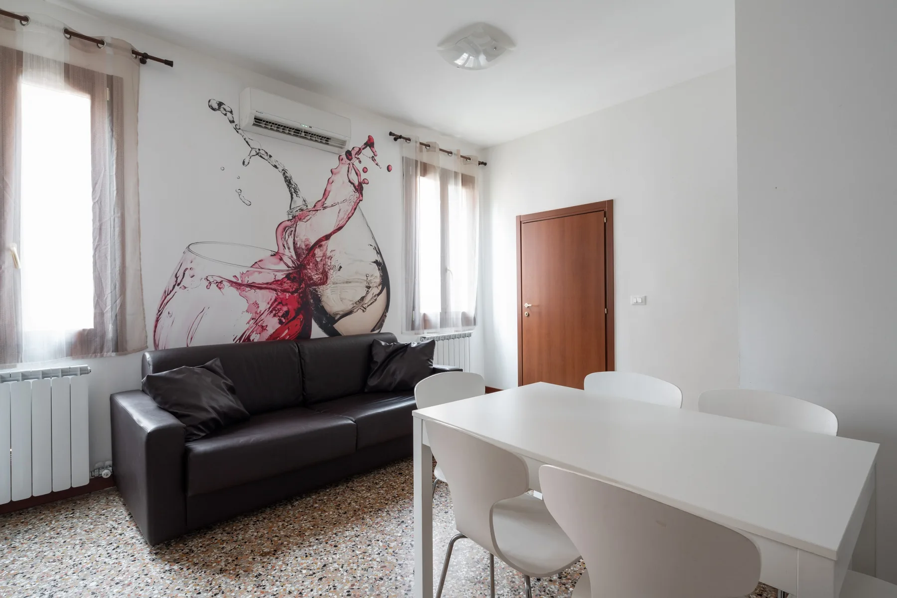 Venice Grand Canal Style Apt. 3