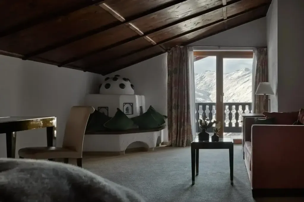 Junior Suite Mountain View