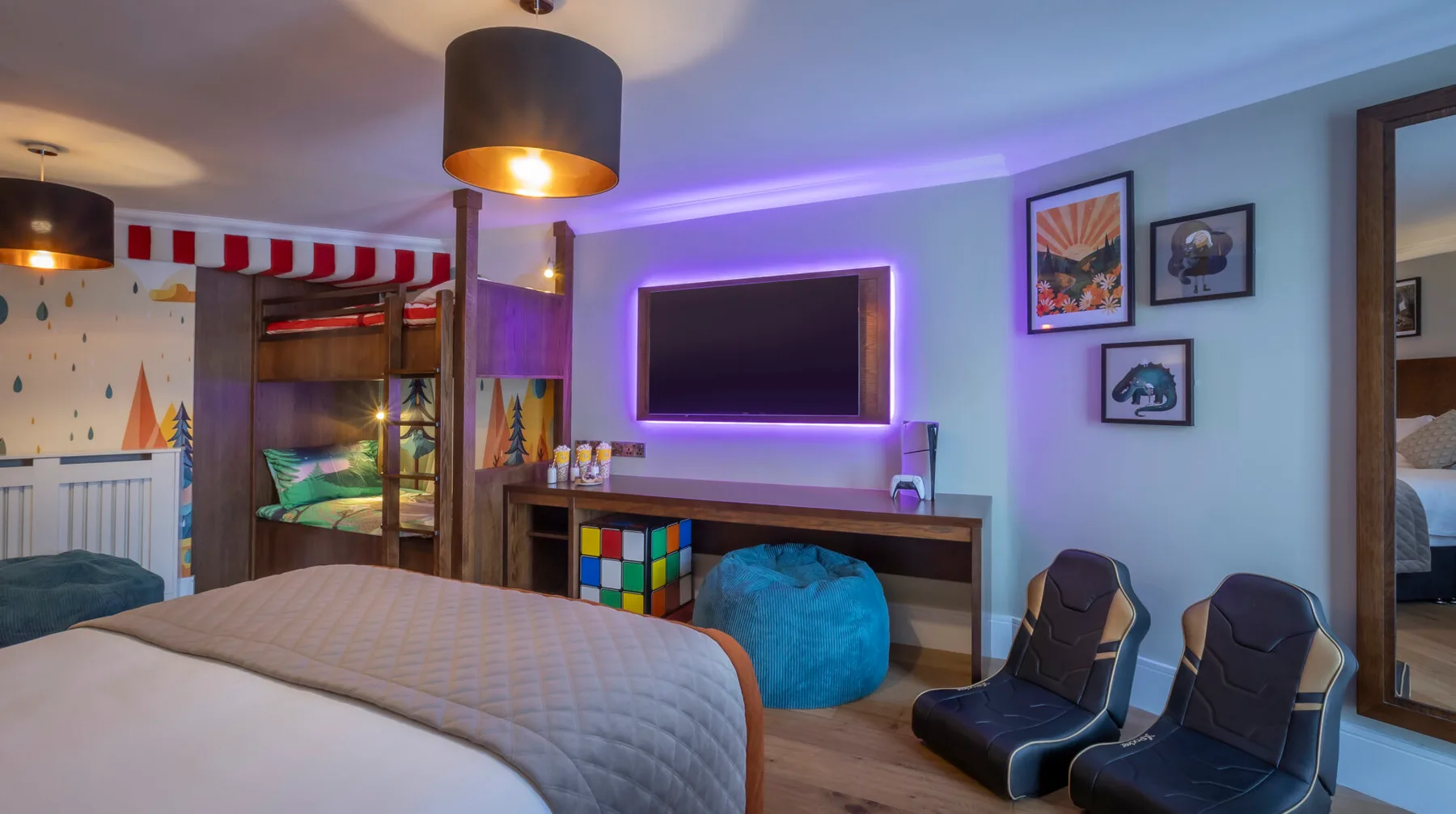 Family suite