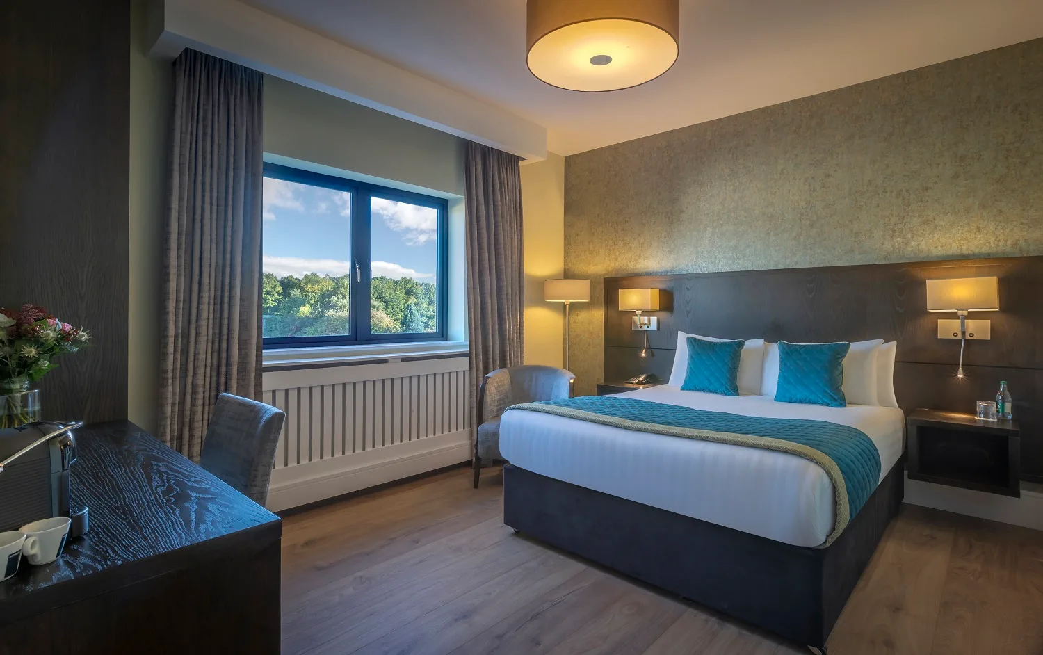 Deluxe bedroom