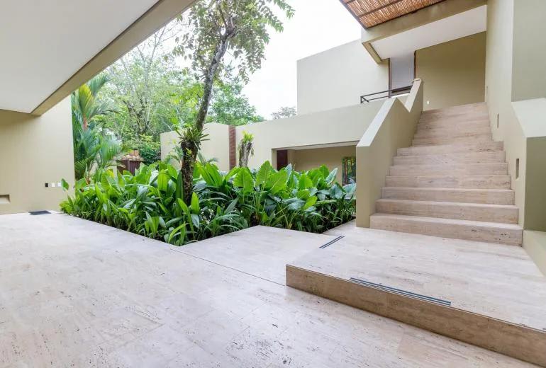 Classy 4BR Villa w/ Pool at Mesa de Yeguas
