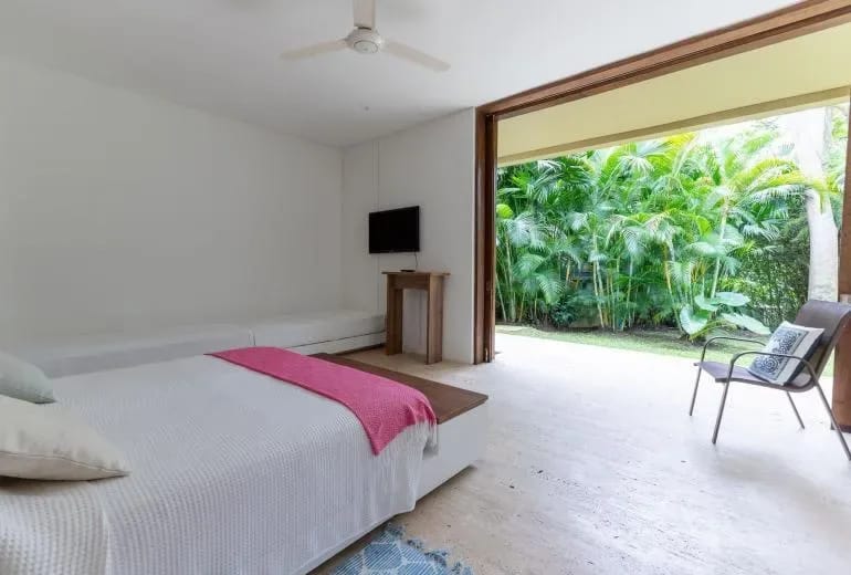 Classy 4BR Villa w/ Pool at Mesa de Yeguas
