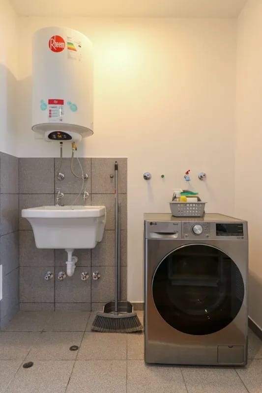 Modern & Cozy 2BR w/ Balcony in Miraflores