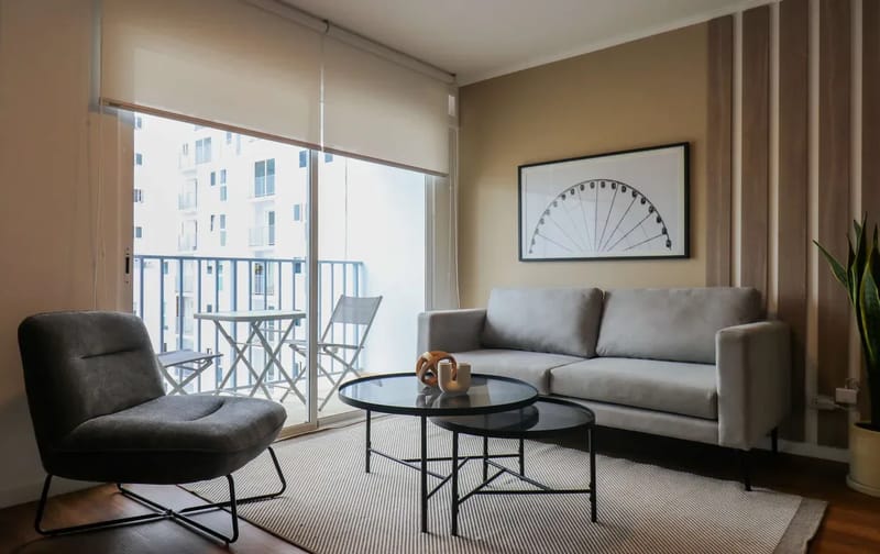 Modern & Cozy 2BR w/ Balcony in Miraflores