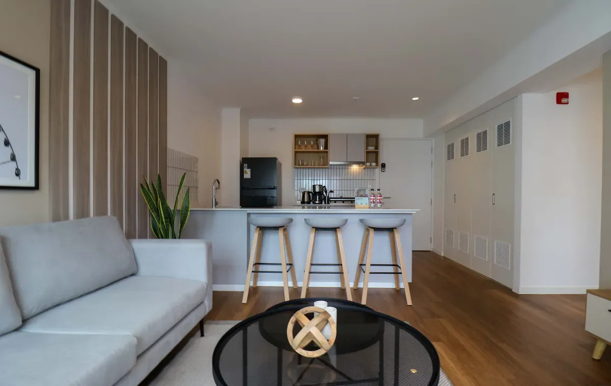 Modern & Cozy 2BR w/ Balcony in Miraflores