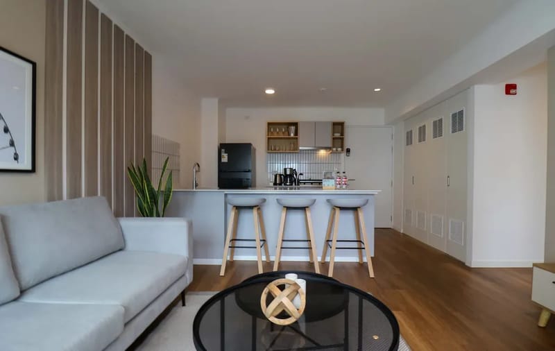 Modern & Cozy 2BR w/ Balcony in Miraflores