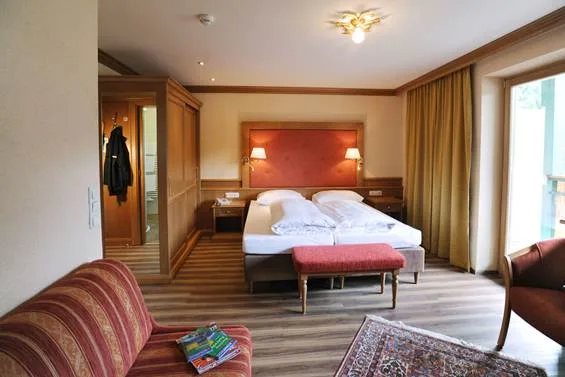 Double room with sitting area