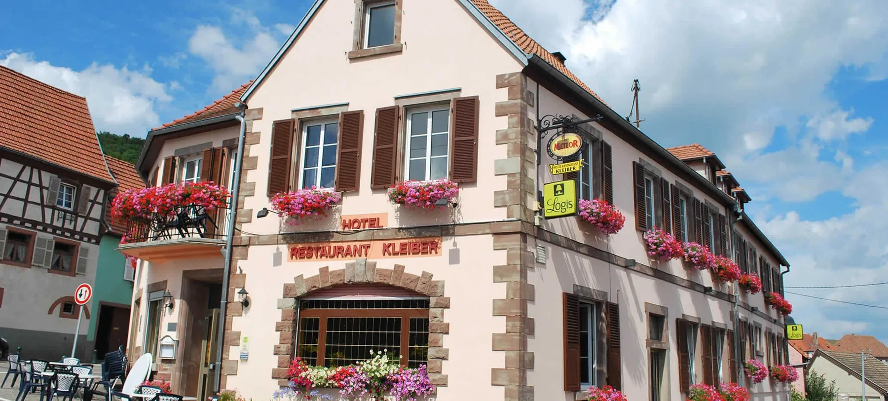Hotel restaurant