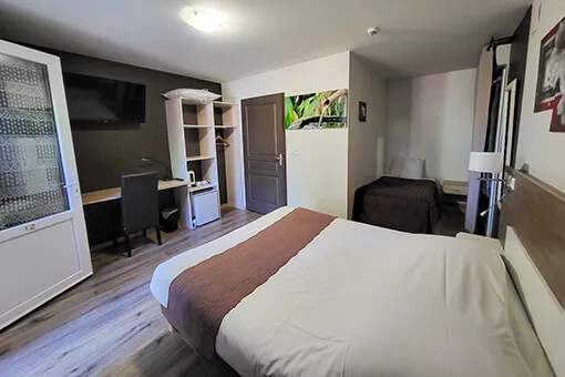 Habitación con camas separadas