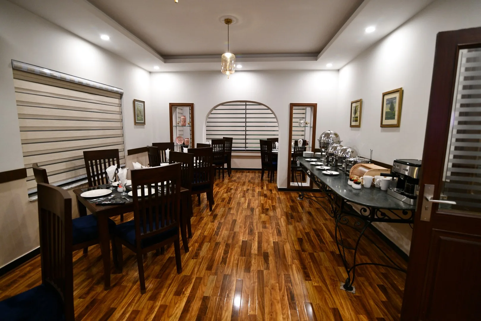 Royal Regency Hotel