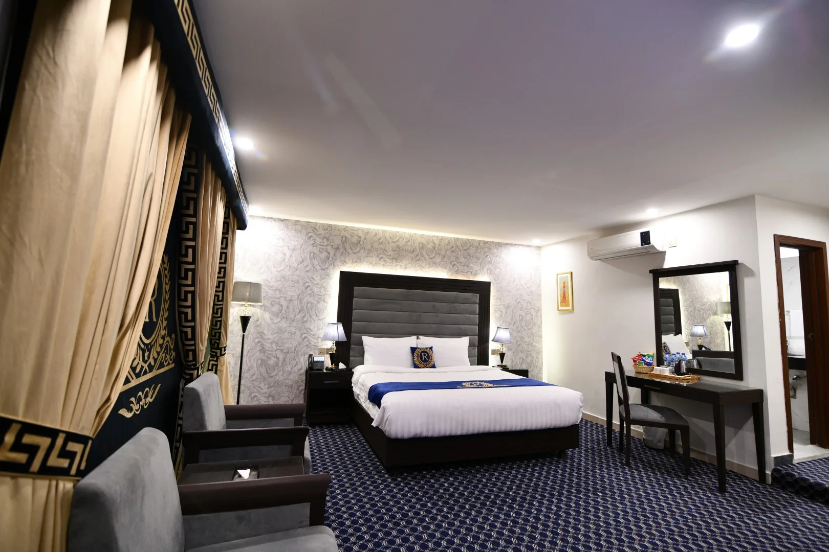 Royal Regency Hotel