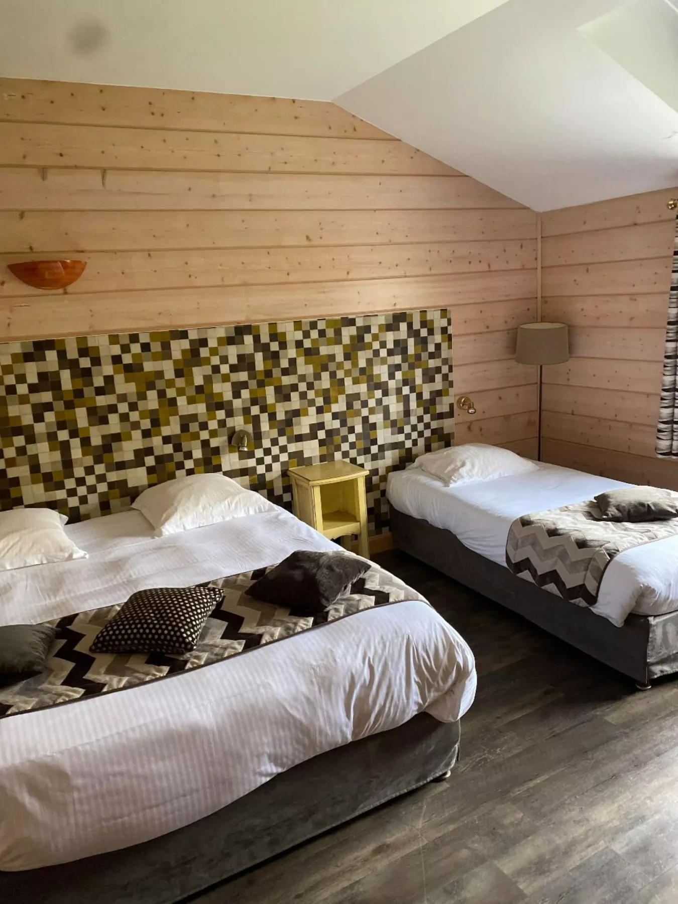 Hotel Burnel