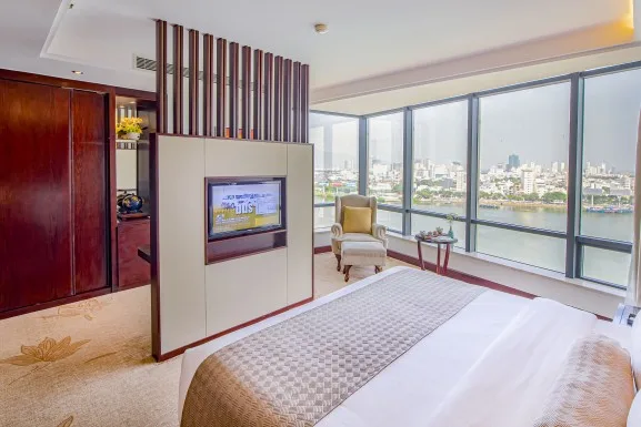 Gran suite con vistas al río