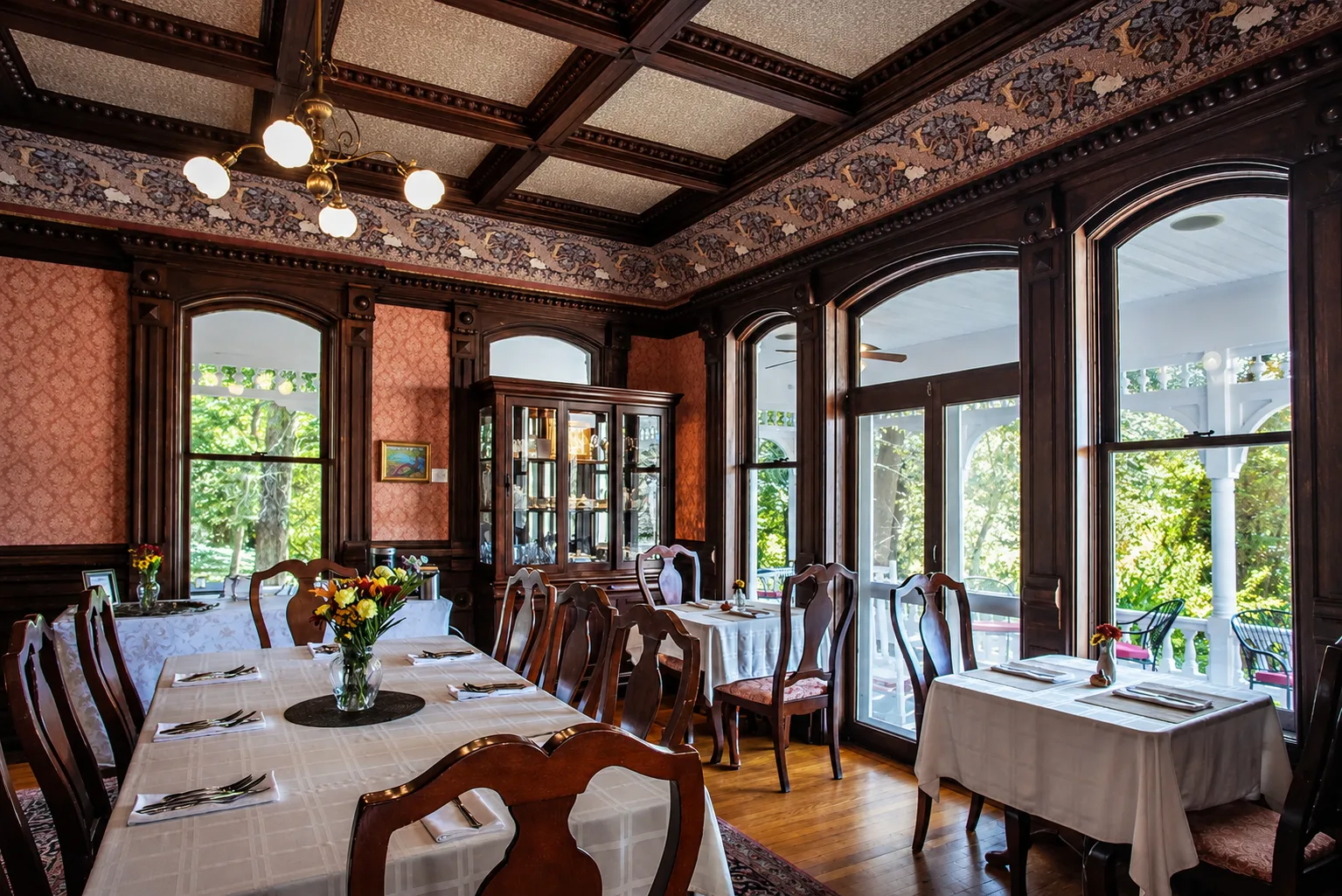 Comedor del Cedar Crest Inn