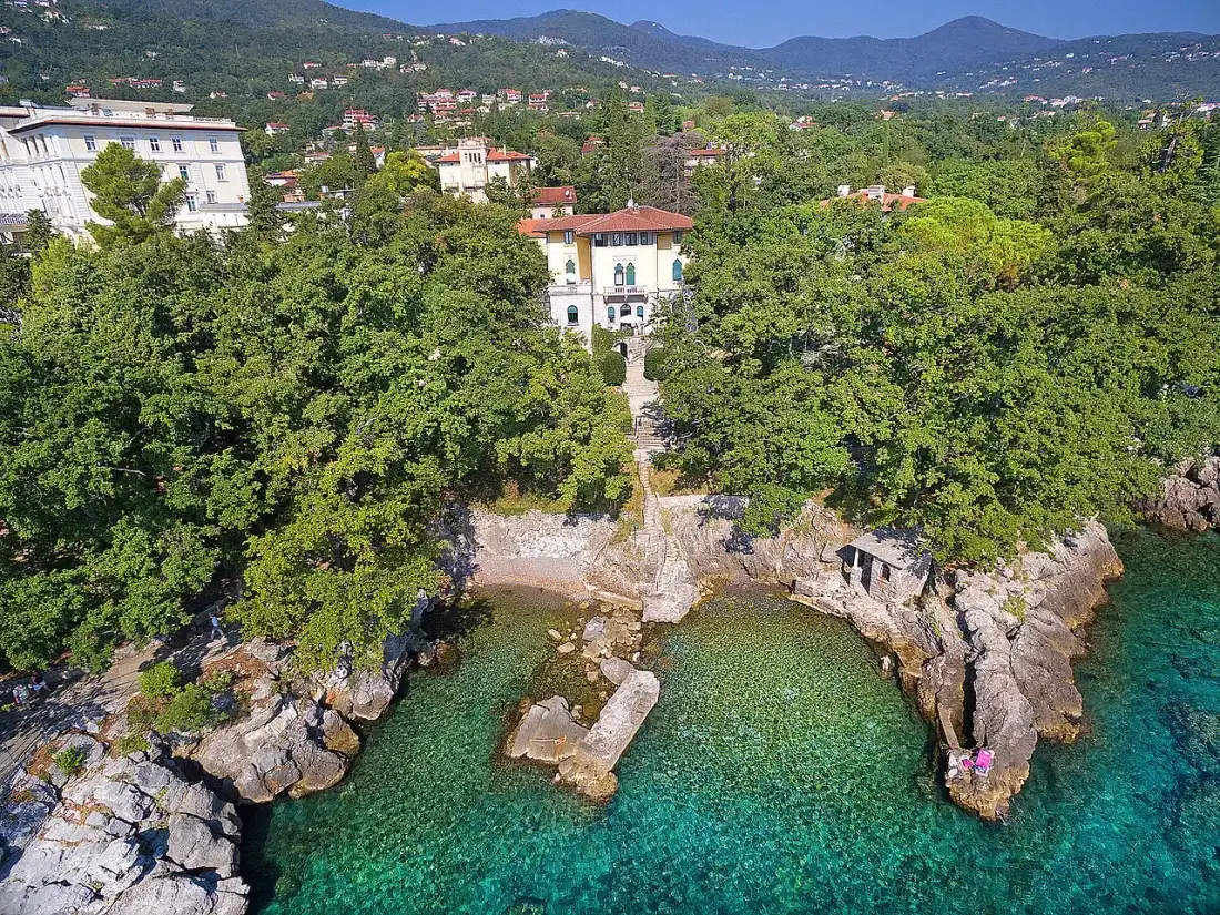 Historic villa in Kvarner Bay