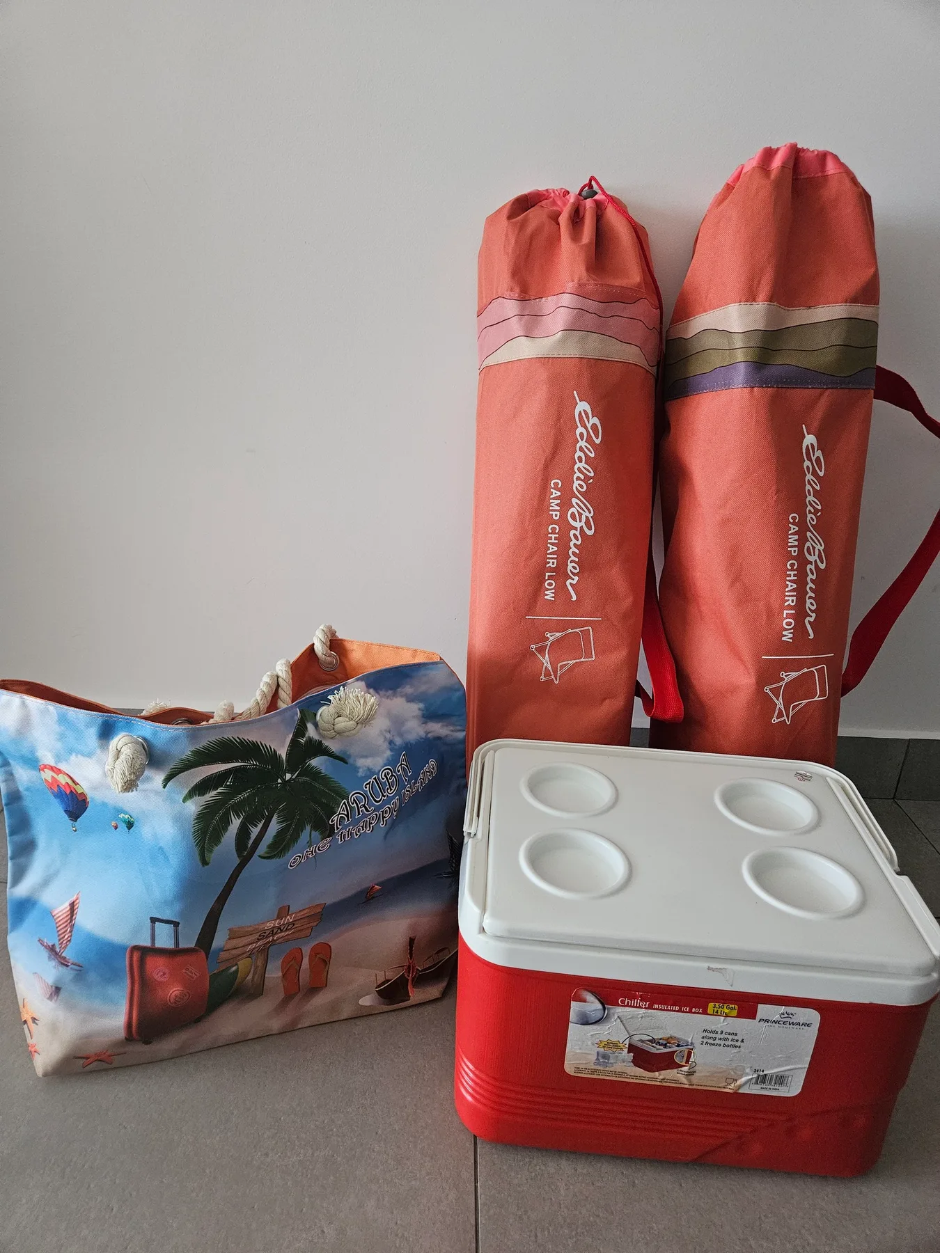 Everything you need for a perfect day by the pool or beach is right here. Pack your cooler, grab your chairs, and enjoy the sunshine in comfort.