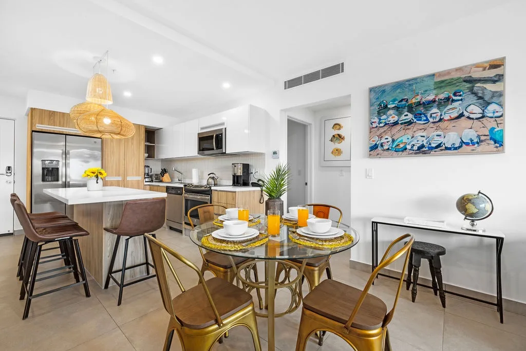 HH-2Bdr322 - Marina Harbour Oasis / Bright Tropical 2 BR Condo