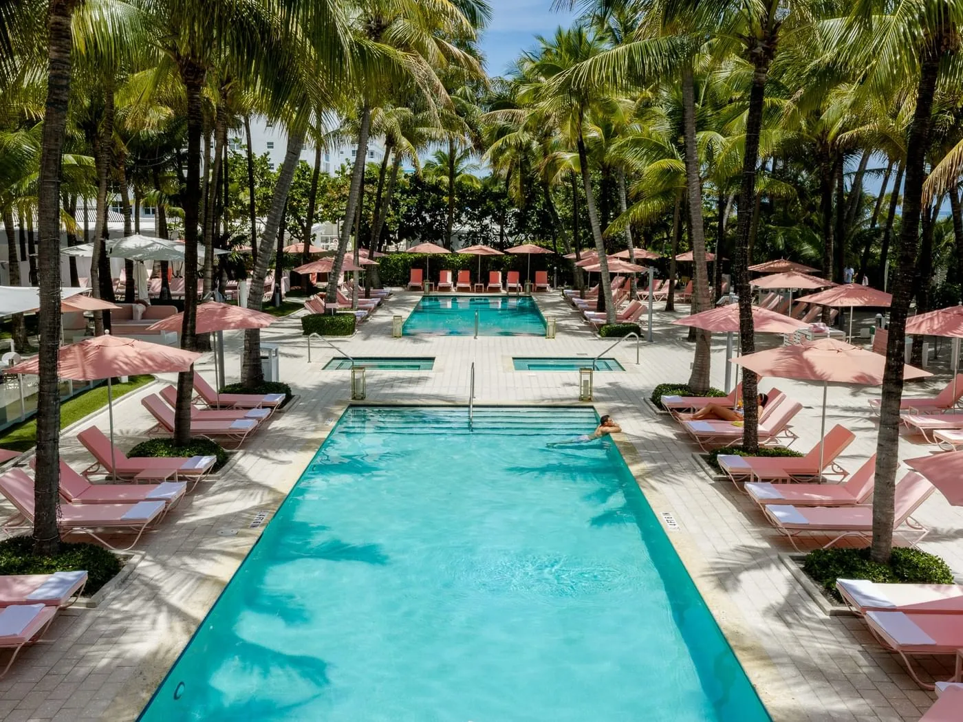 Hotel pool
