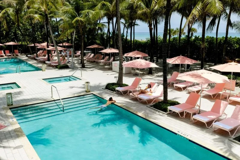 Hotel pool